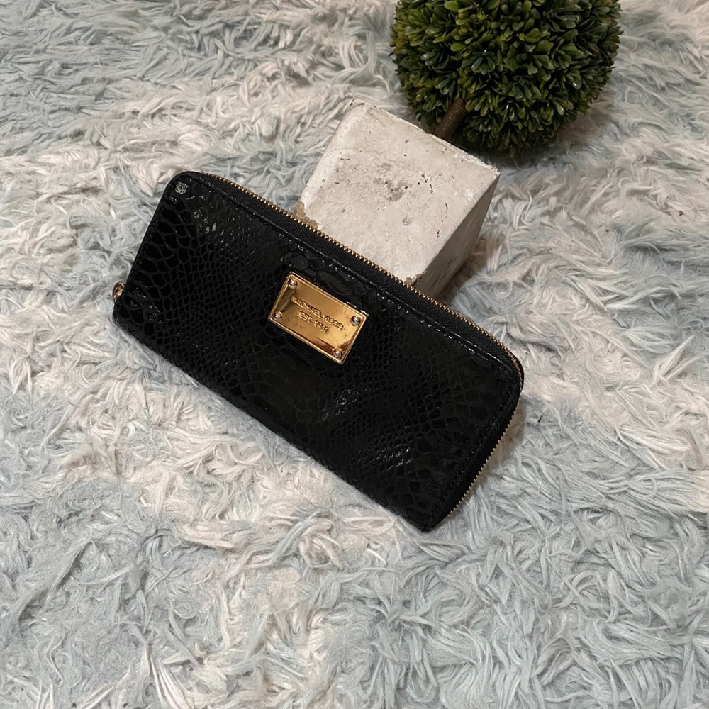 Women Michael Kors Wallet